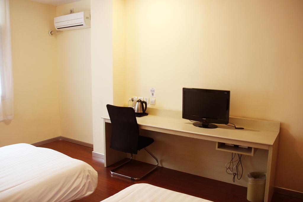Hanting Express Shanghai Jinqiao Middle Yanggao Road Room photo