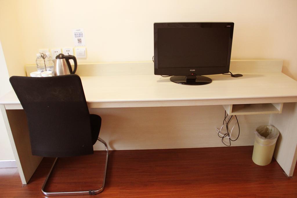 Hanting Express Shanghai Jinqiao Middle Yanggao Road Room photo